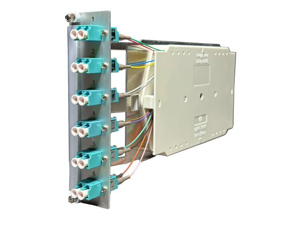 BGT06xLC-D OM3  BGT-SpleissBox-6xLC-D OM3 3HE/6/gr CSH 12Pgt 50/125 6Kup aqua