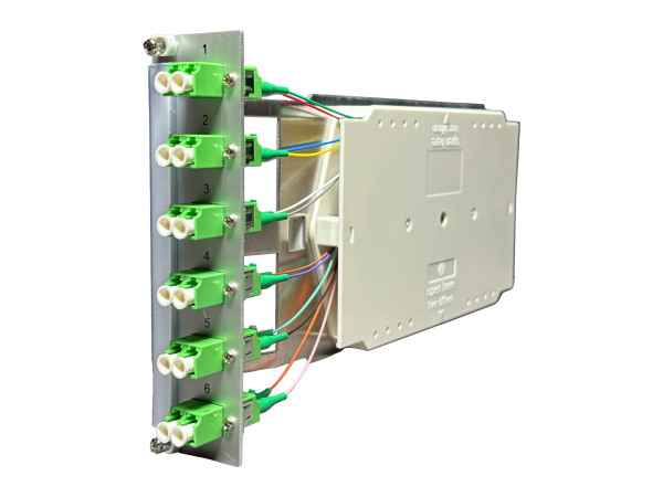 BGT06xLC-D SMA  BGT-SpleissBox-6xLC-D SM APC 3HE/6/gr CSH 12Pgt 9/125 6Kup grün