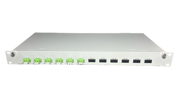 OV-06xLC-D OM5 19 Zoll Spleissbox 6xLC-D OM5 1HE/12/gr CSH 12Pgt 50/125 6Kup lindgrün